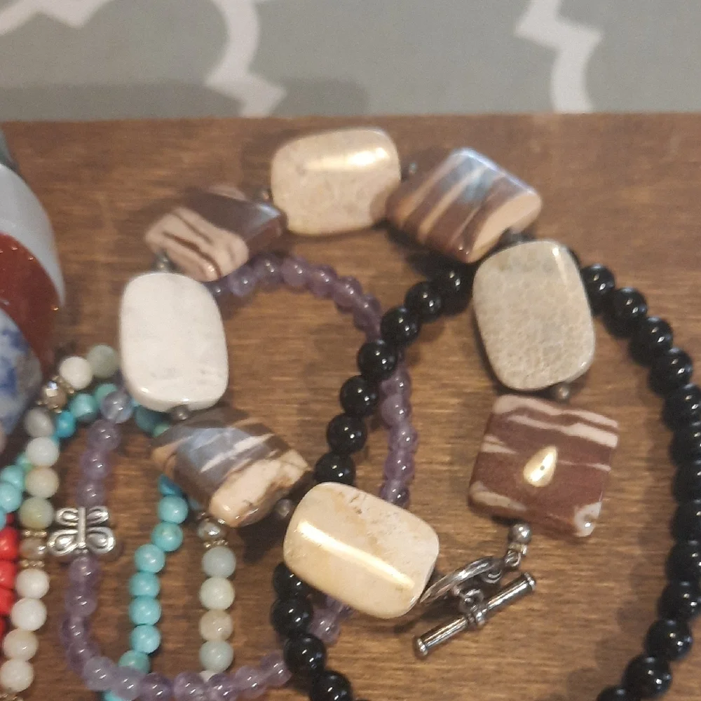 Colorful Beaded Bracelet Set - Picture 6 of 8